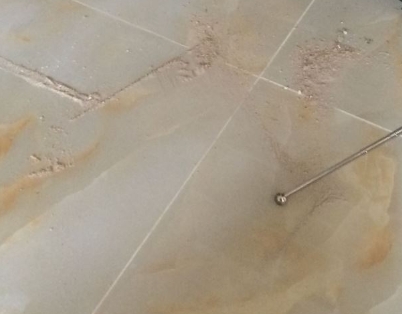 曾都瓷砖空鼓维修公司分享粘合剂选择不当在瓷砖铺贴过程中可能导致以下问题